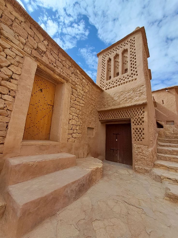TOP 10 THINGS TO DO IN MARRAKECH (2025)